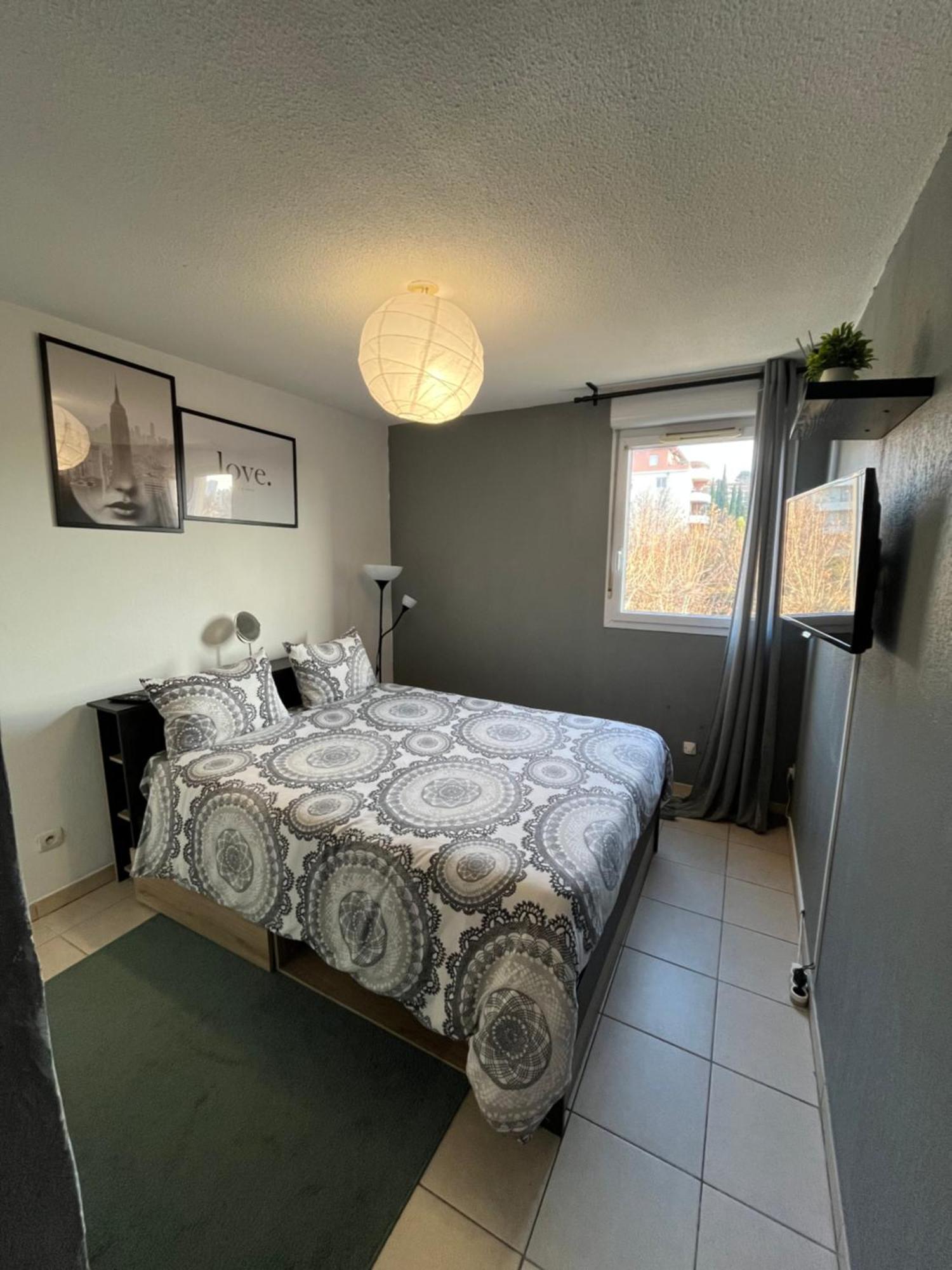 Appartement Spacieux Avec Piscine Marseille Ngoại thất bức ảnh
